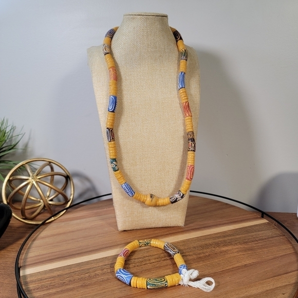 Ghanaian Krobo Bead Necklace and Bracelet Set Colorful African Beads - Picture 3 of 17